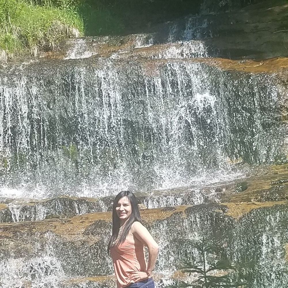 Meet your Posher, Cecilia